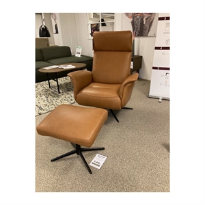 OUTLET - TERAMO LÆNESTOL + SKAMMEL - SEMIANILIN COGNAC LÆDER - SORT SOKKEL